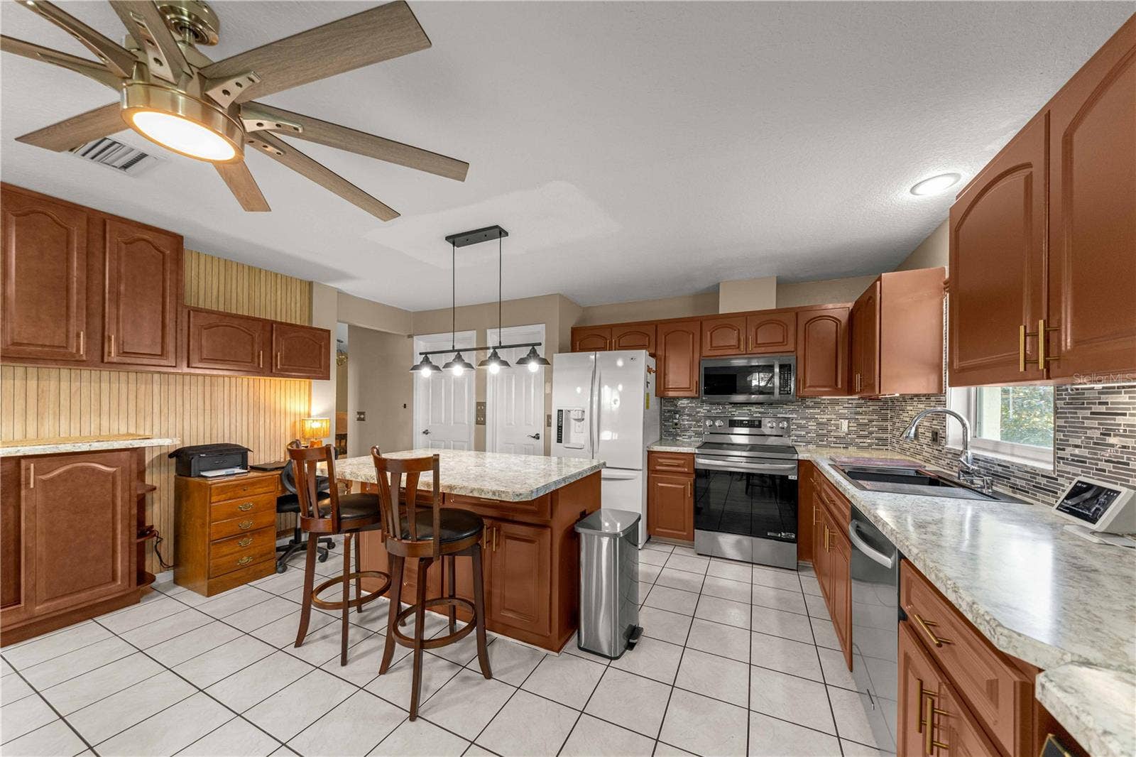 4165 N STEWART WAY, Beverly Hills, FL 34465 4165 N STEWART WAY, Beverly Hills, FL 34465
