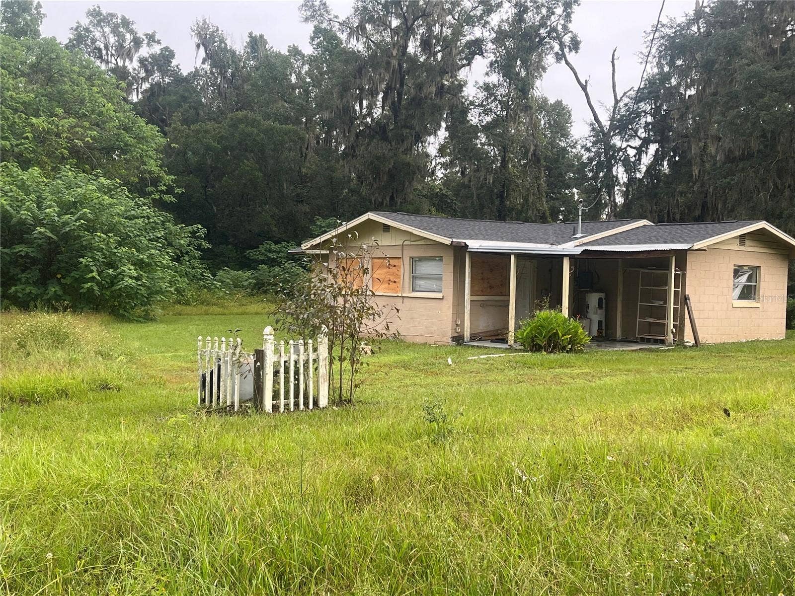6404 SW 9 AVENUE, Ocala, FL 34471 6404 SW 9 AVENUE, Ocala, FL 34471