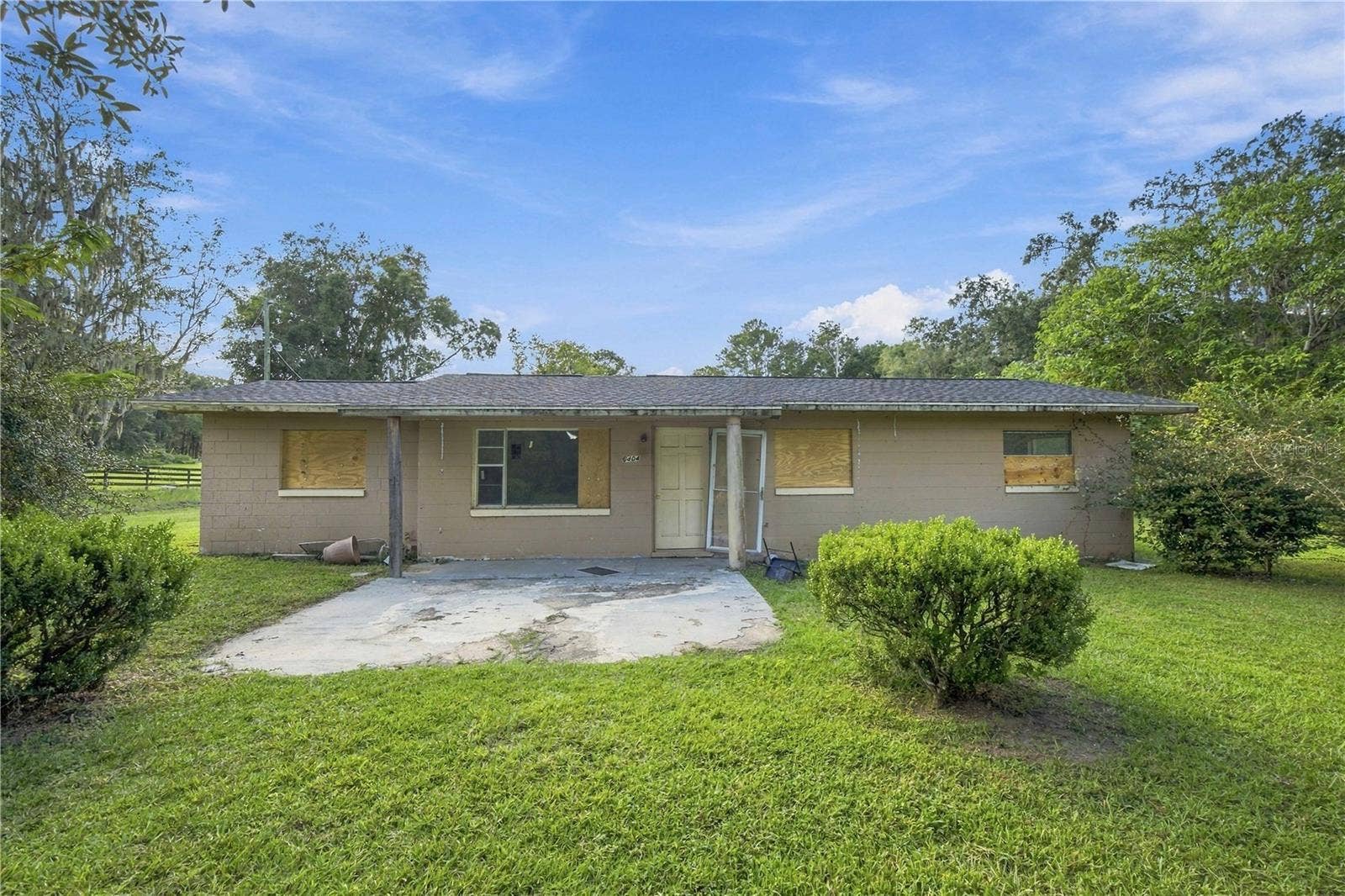 6404 SW 9 AVENUE, Ocala, FL 34471 6404 SW 9 AVENUE, Ocala, FL 34471