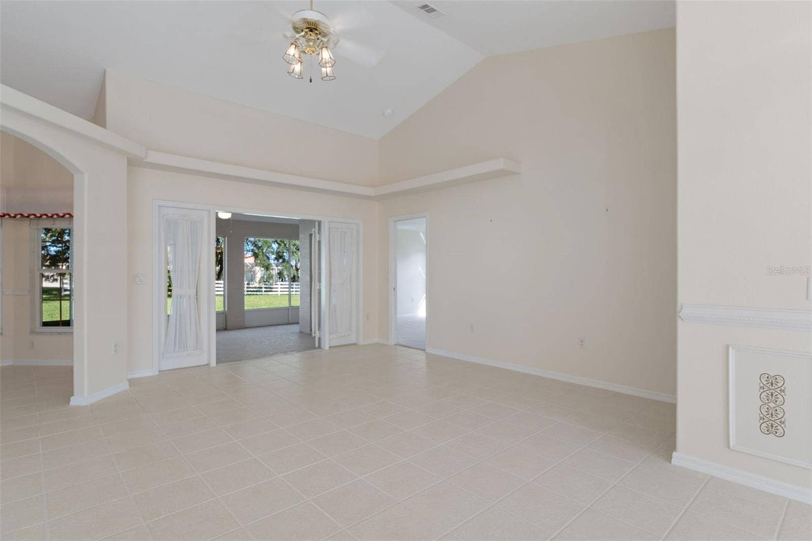 1144 E WHIRL AWAY CIRCLE, Inverness, FL 34453 1144 E WHIRL AWAY CIRCLE, Inverness, FL 34453