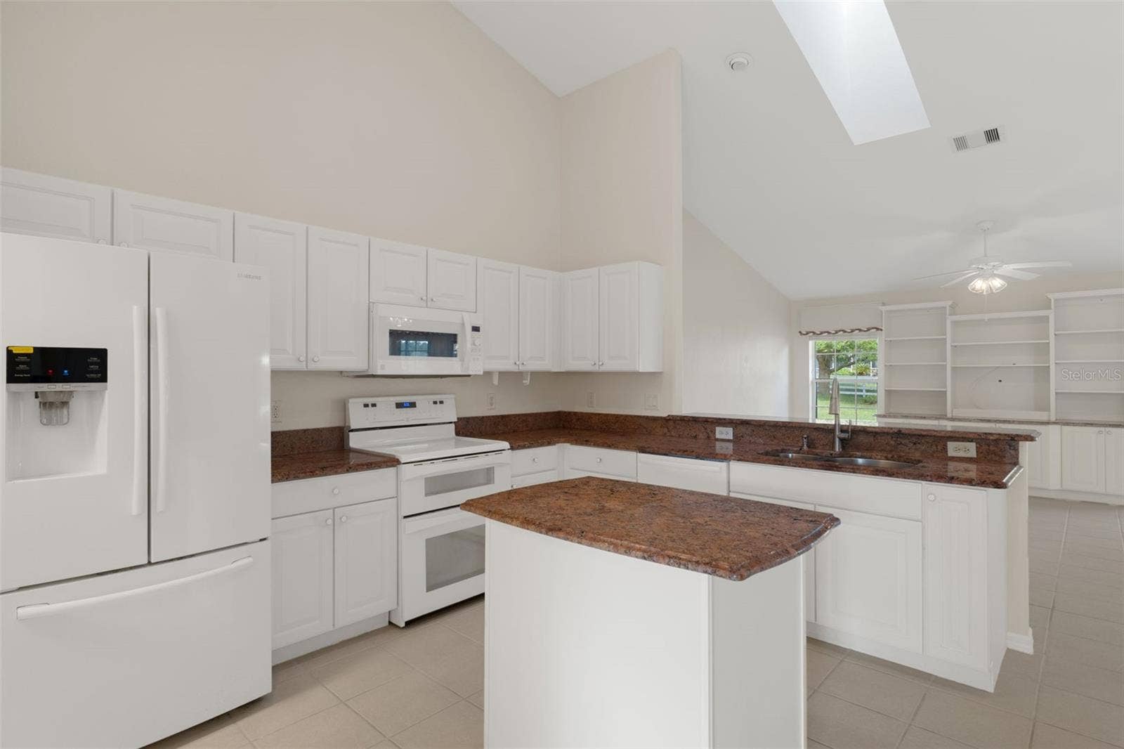 1144 E WHIRL AWAY CIRCLE, Inverness, FL 34453 1144 E WHIRL AWAY CIRCLE, Inverness, FL 34453