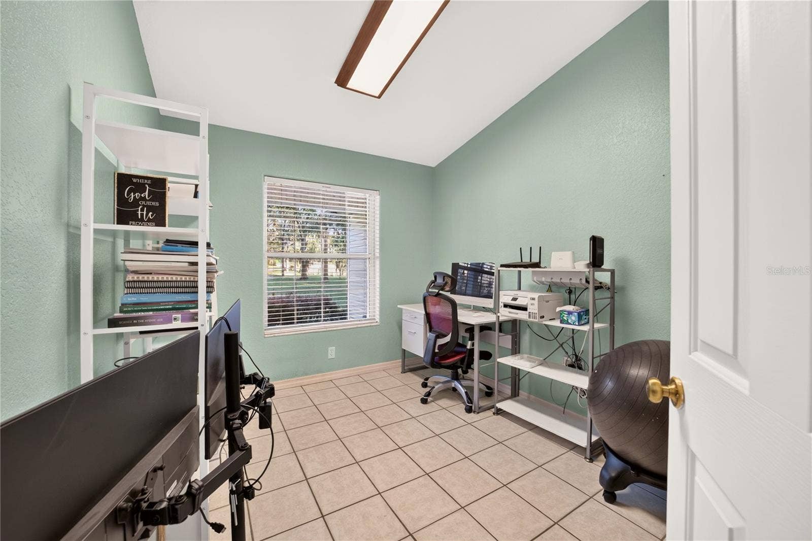 6410 NE 25TH AVENUE, Ocala, FL 34479 Den/Office
