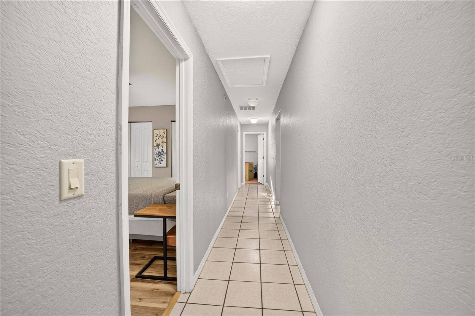 6410 NE 25TH AVENUE, Ocala, FL 34479 Hallway