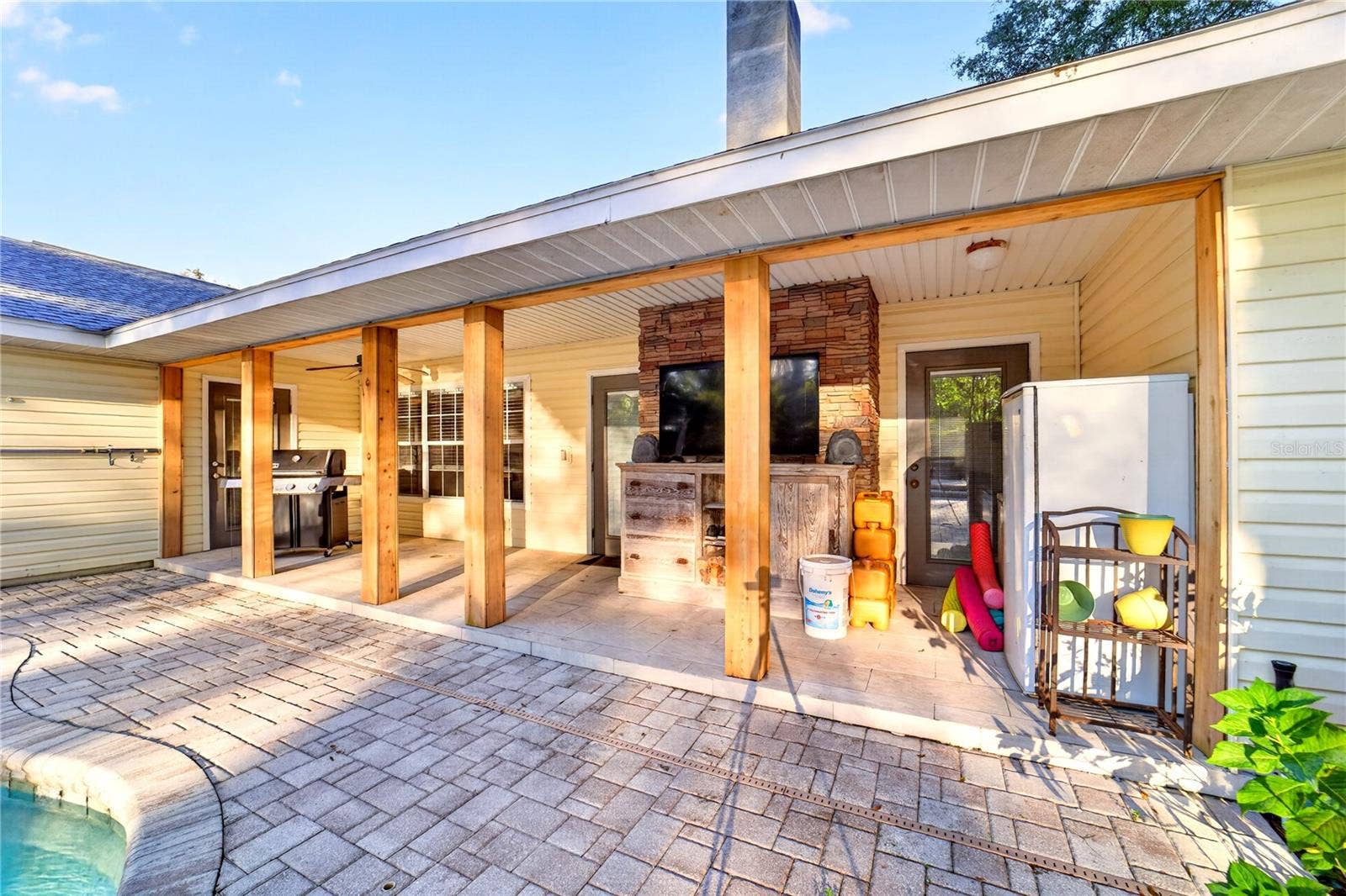 6410 NE 25TH AVENUE, Ocala, FL 34479 Back Porch