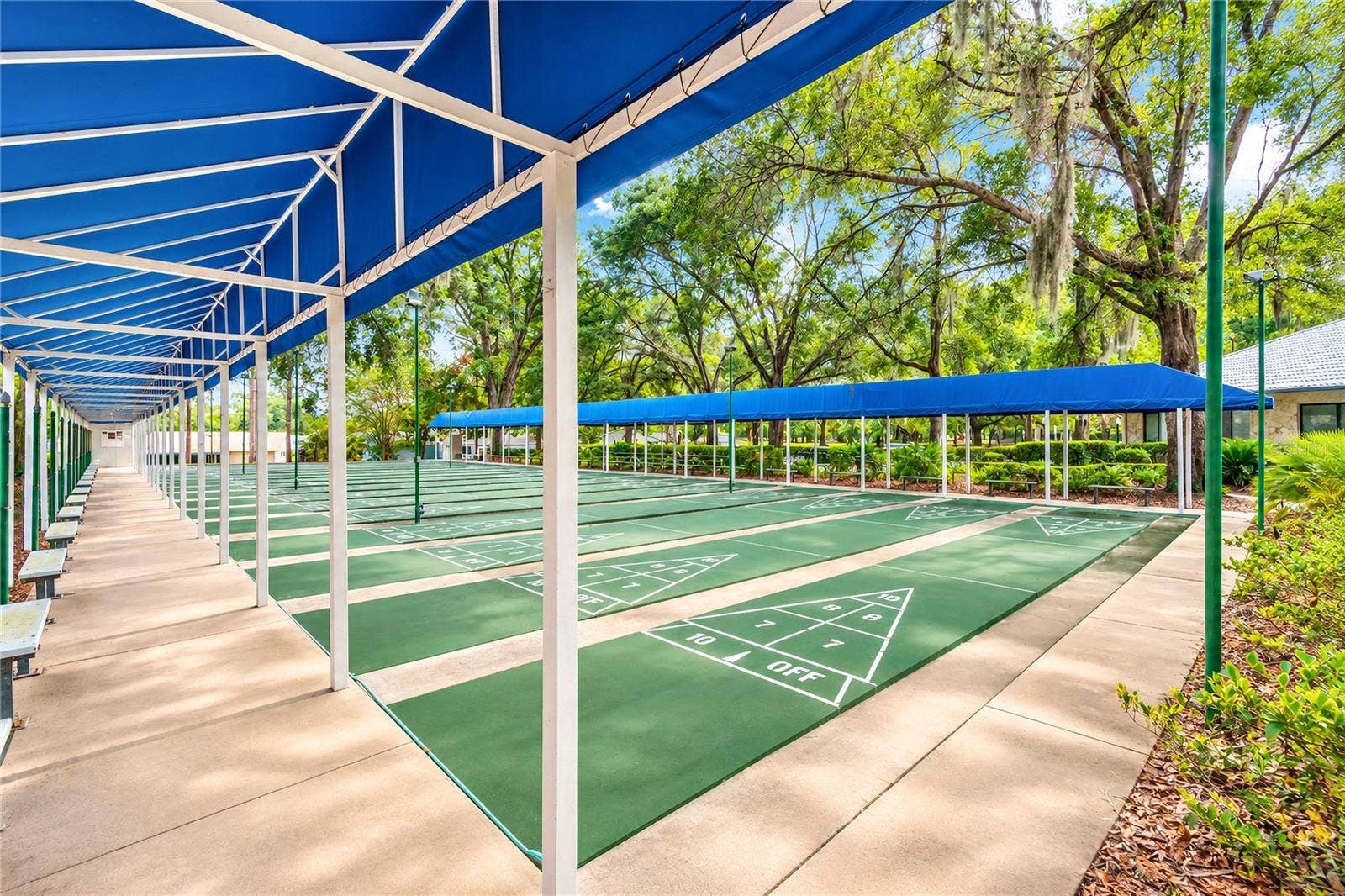 8169 SW 108TH LANE ROAD, Ocala, FL 34481 Something for everyone in this community.