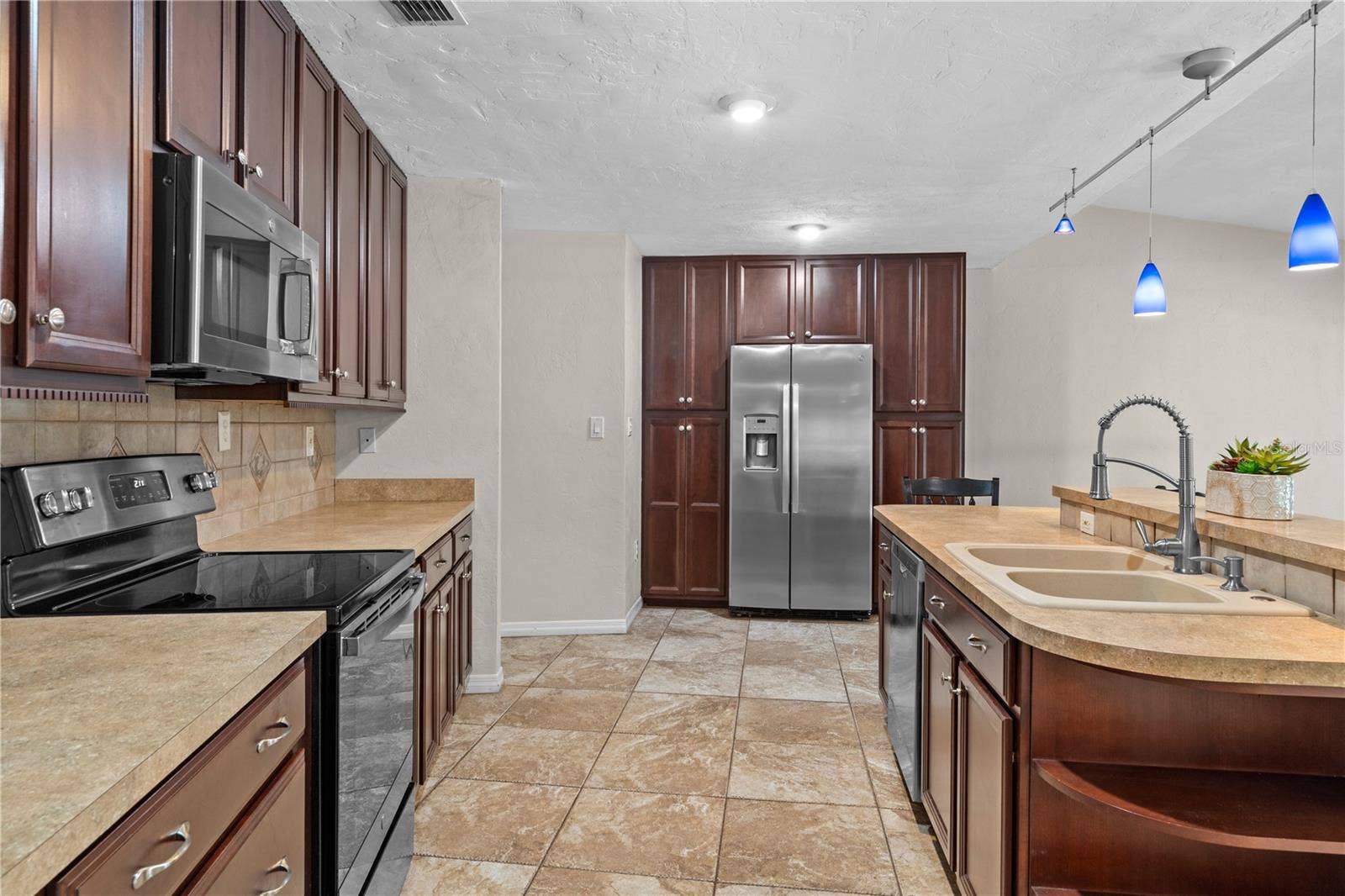 5512 W PINE CIRCLE, Crystal River, FL 34429 5512 W PINE CIRCLE, Crystal River, FL 34429