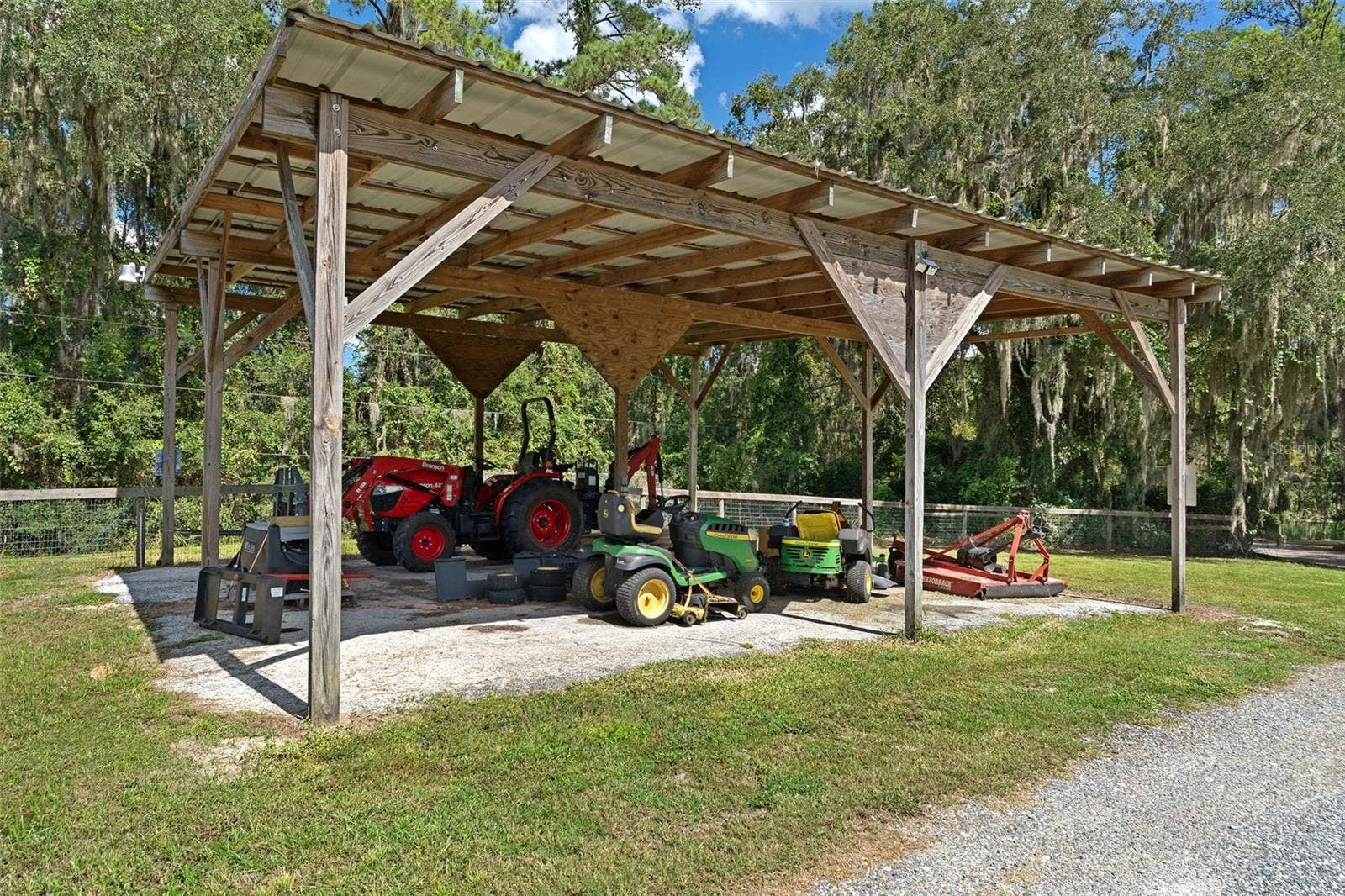 9498 NW 60TH AVENUE, Ocala, FL 34482