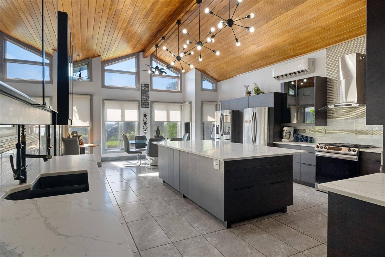 Gourmet Kitchen