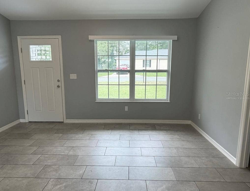 29 WATER COURSE, Ocala, FL 34472 Living room (virtually staged)