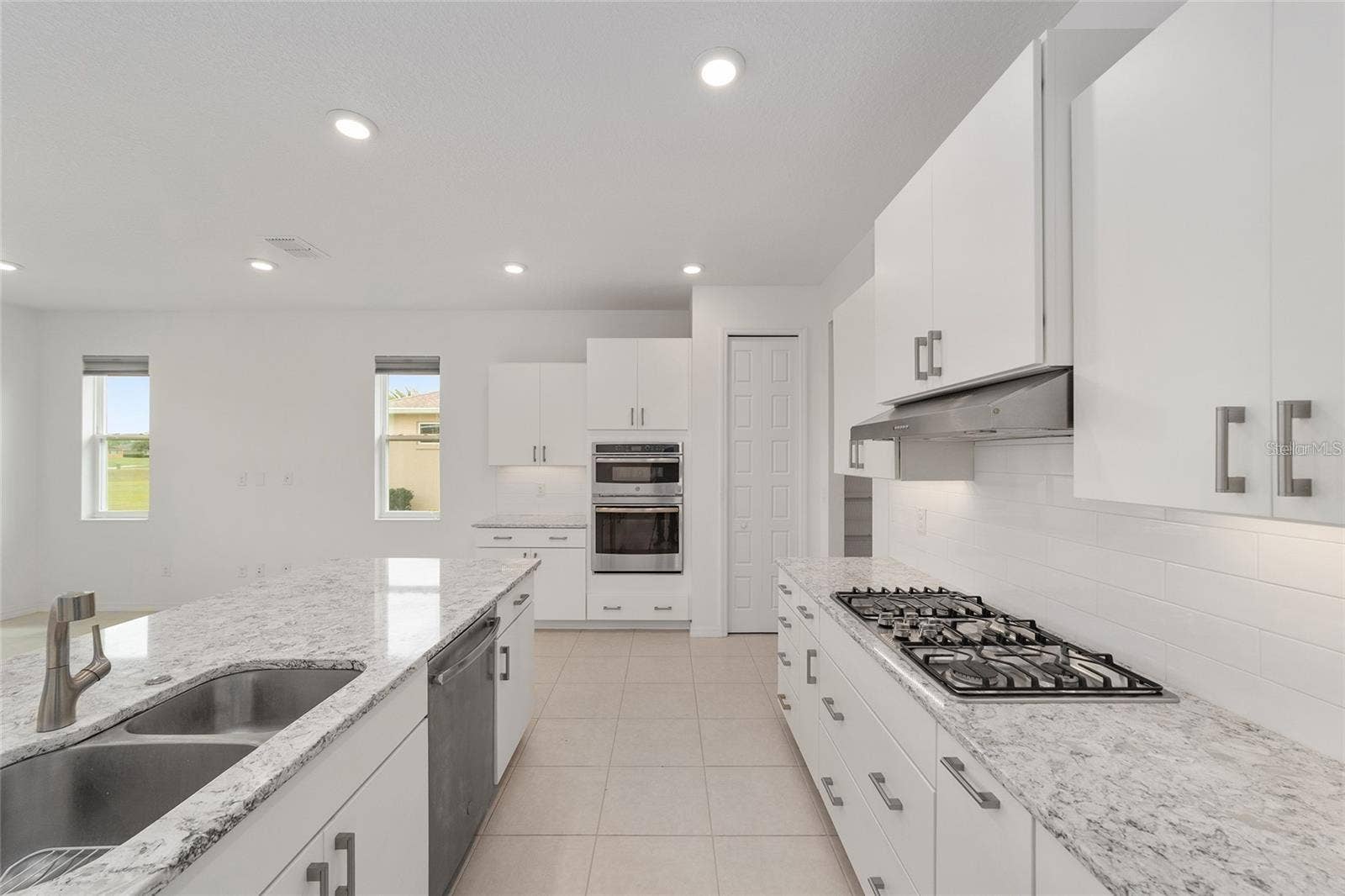 9979 SW 88TH LOOP, Ocala, FL 34481 Kitchen #1