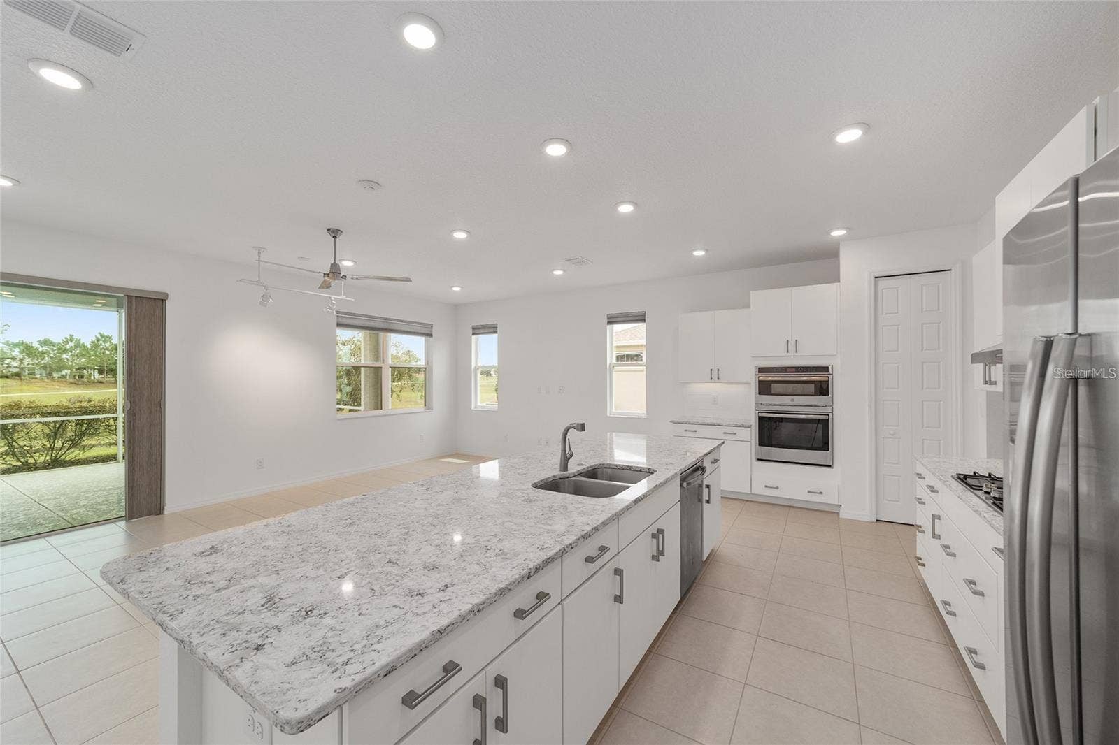 9979 SW 88TH LOOP, Ocala, FL 34481 Kitchen #7