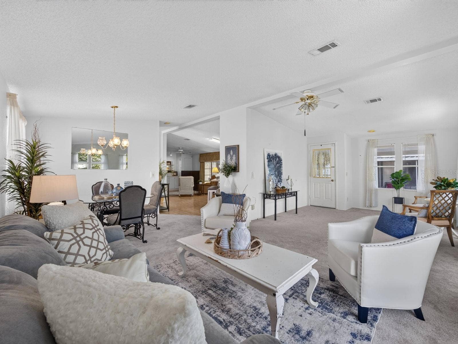 660 RAINBOW BOULEVARD, The Villages, FL 32159 660 RAINBOW BOULEVARD, The Villages, FL 32159
