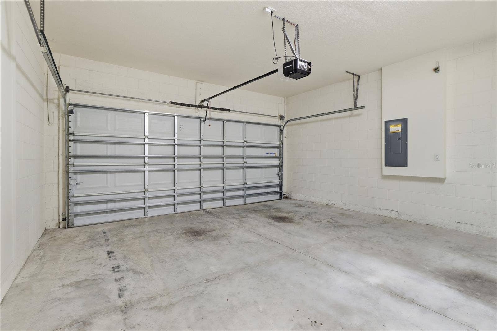 5541 NW 40TH LOOP, Ocala, FL 34482 5541 NW 40TH LOOP, Ocala, FL 34482