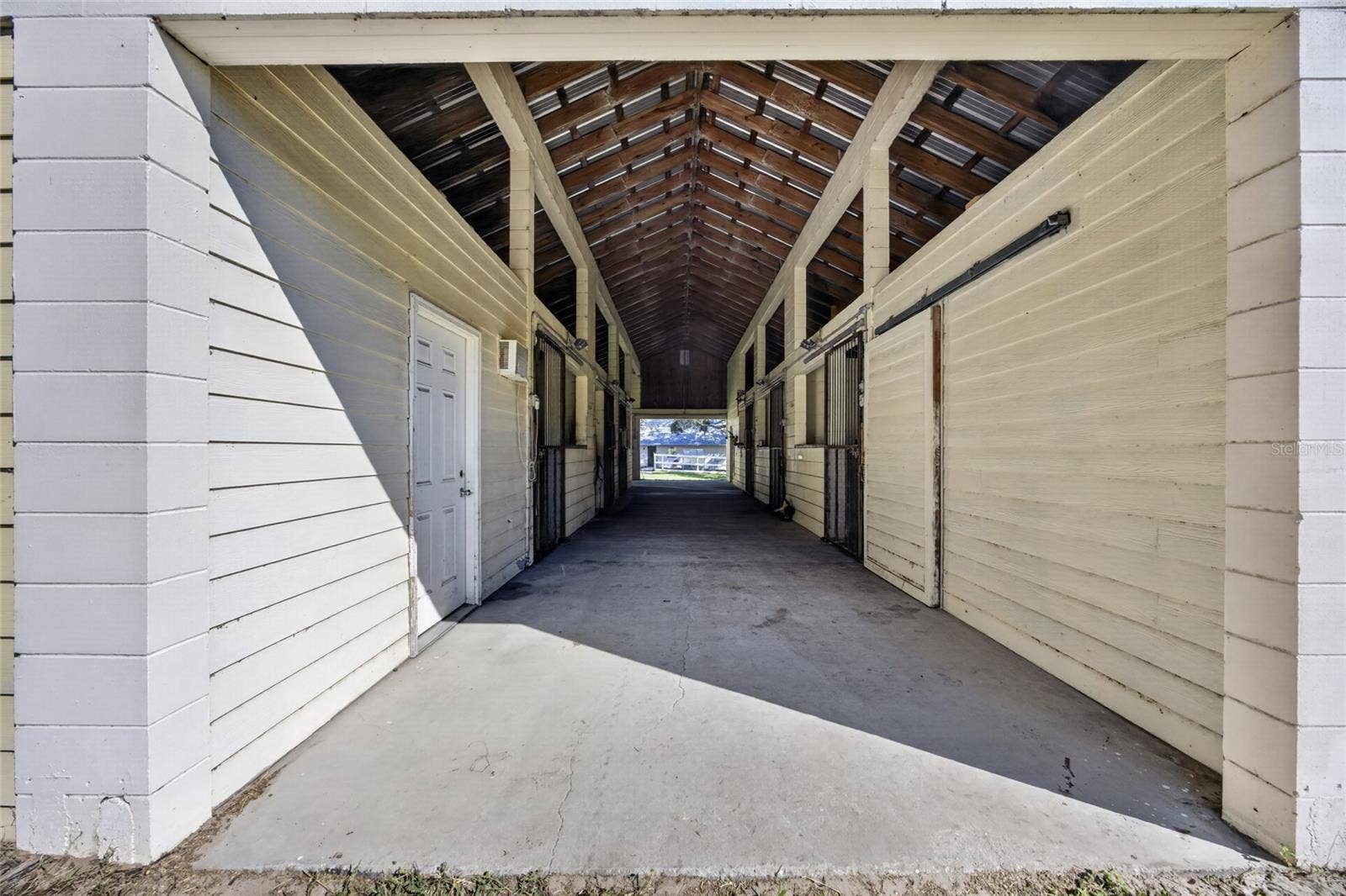 2702 E POSSUM COURT, Inverness, FL 34452