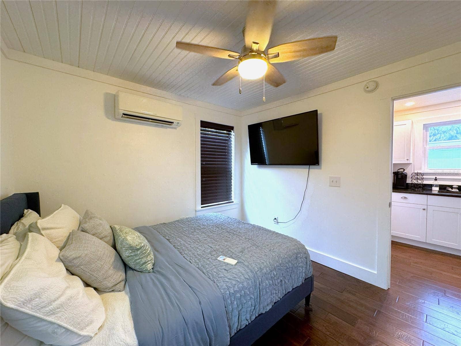 222 NE 1ST AVENUE, Crystal River, FL 34429 222 NE 1ST AVENUE, Crystal River, FL 34429