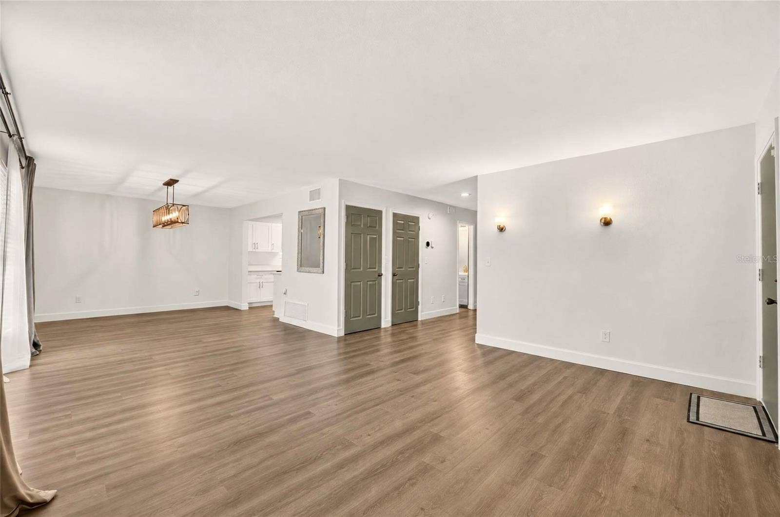 Family Room/Dining Room