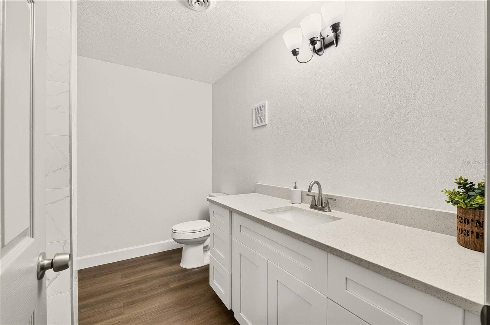 Upstairs Bathroom