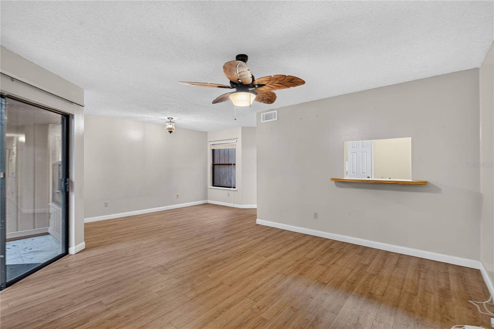2701 NE 10TH STREET, #603, Ocala, FL 34470 Living