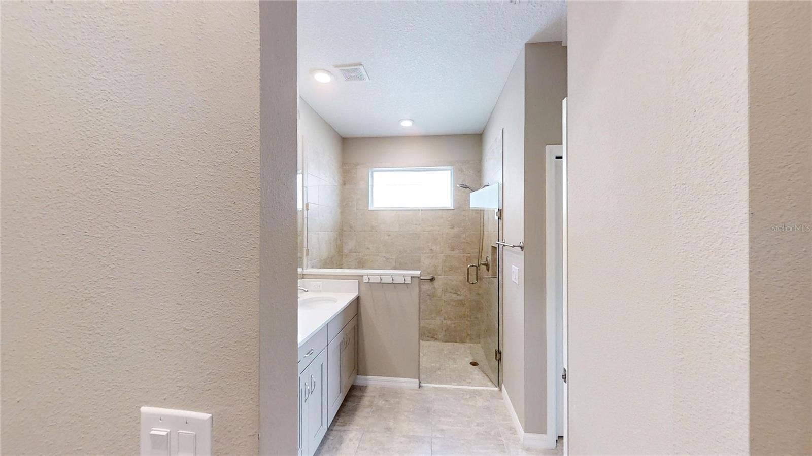 9818 SW 99TH LOOP, Ocala, FL 34481 PRIMARY BATHROOM
