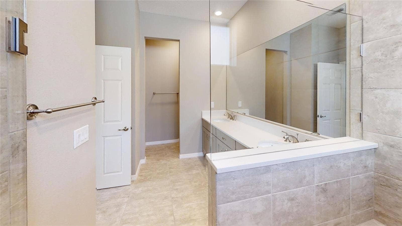 9818 SW 99TH LOOP, Ocala, FL 34481 PRIMARY BATHROOM