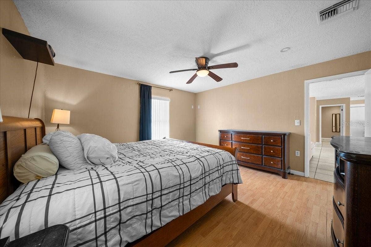 1335 SE 18TH STREET, Ocala, FL 34471 1335 SE 18TH STREET, Ocala, FL 34471