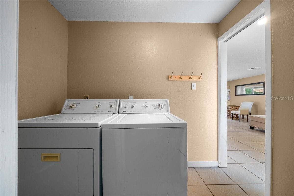 1335 SE 18TH STREET, Ocala, FL 34471 1335 SE 18TH STREET, Ocala, FL 34471