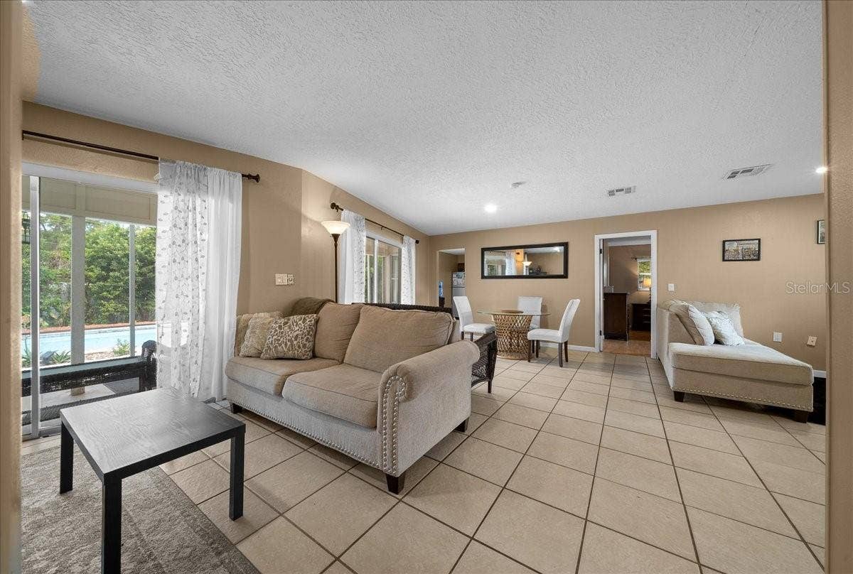 1335 SE 18TH STREET, Ocala, FL 34471 1335 SE 18TH STREET, Ocala, FL 34471