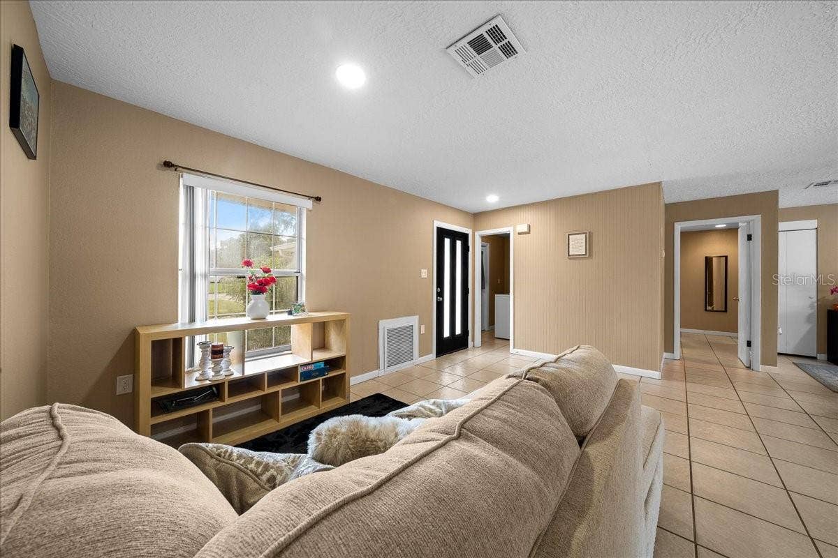1335 SE 18TH STREET, Ocala, FL 34471 1335 SE 18TH STREET, Ocala, FL 34471