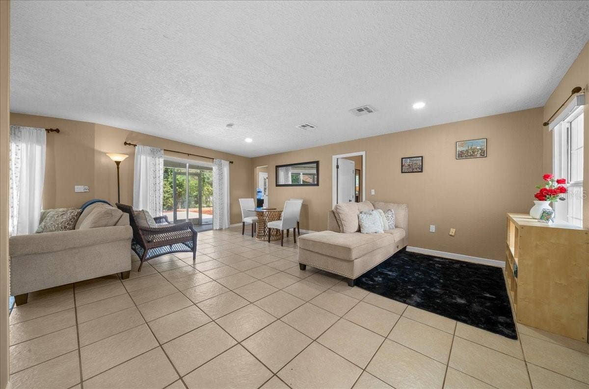 1335 SE 18TH STREET, Ocala, FL 34471 1335 SE 18TH STREET, Ocala, FL 34471