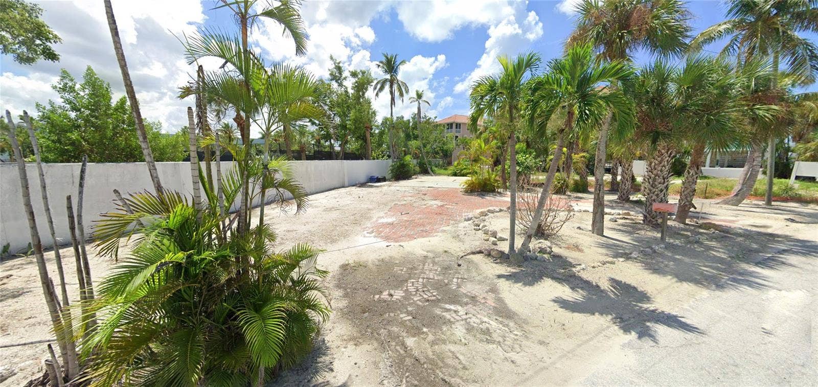128 STRANDVIEW AVENUE, Fort Myers Beach, FL 33931