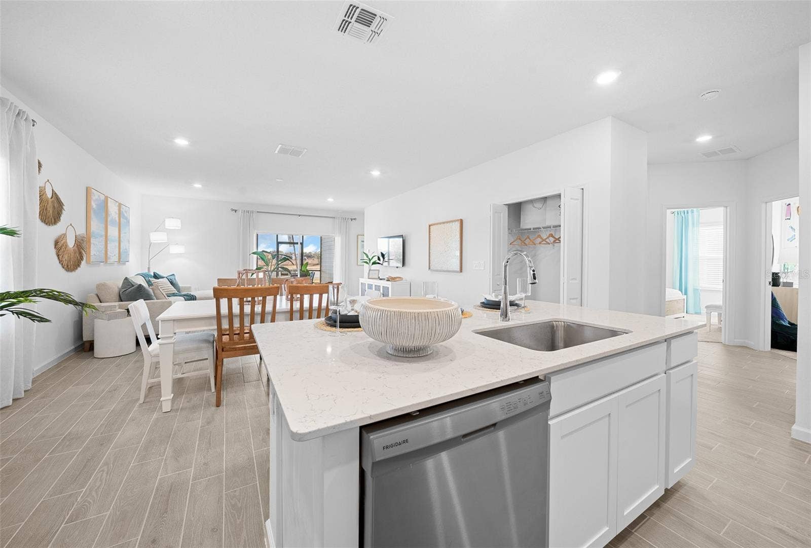 8925 SW 69TH TERRACE, Ocala, FL 34476