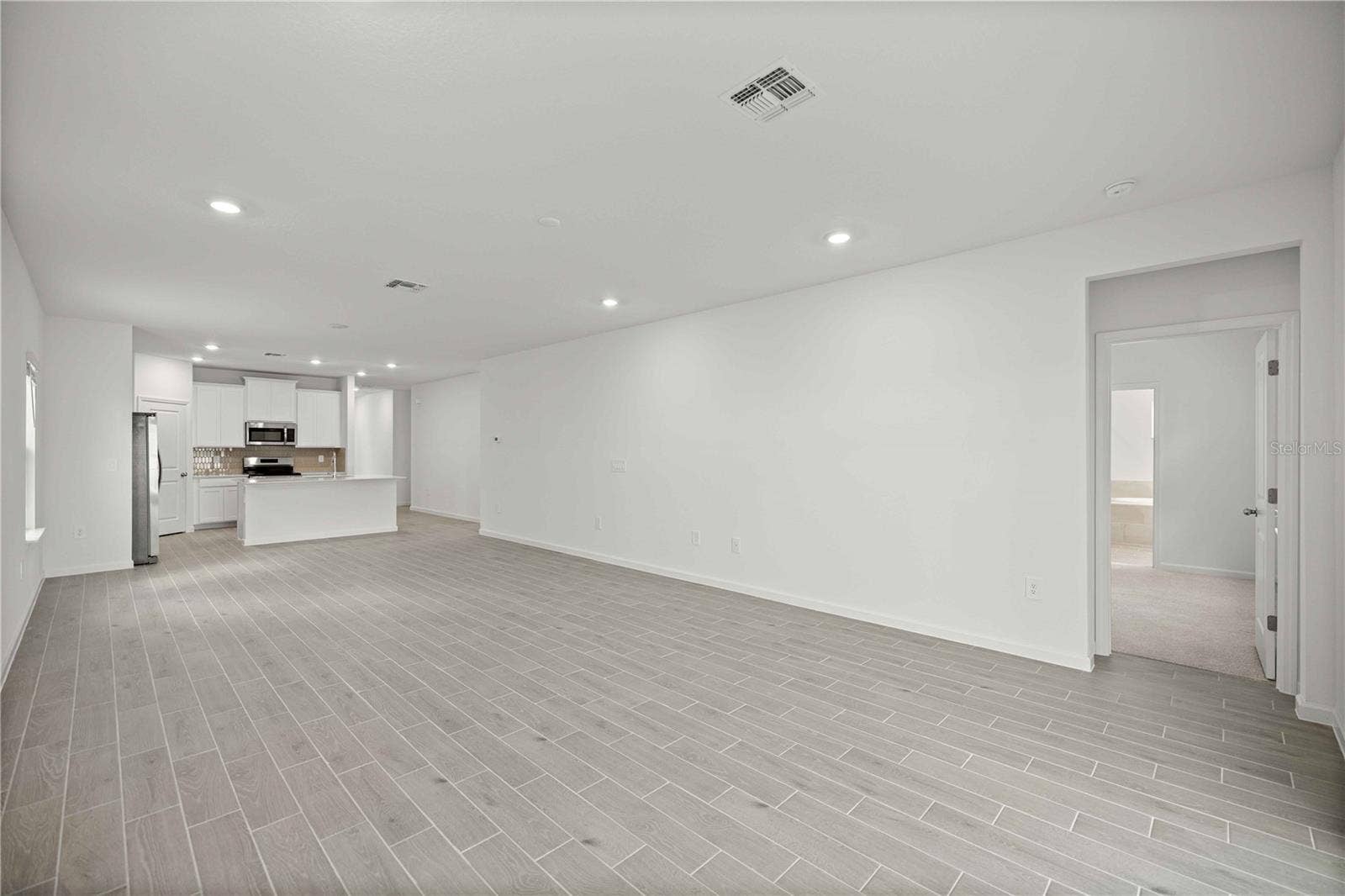 8687 SW 67TH CIRCLE, Ocala, FL 34476 8687 SW 67TH CIRCLE, Ocala, FL 34476