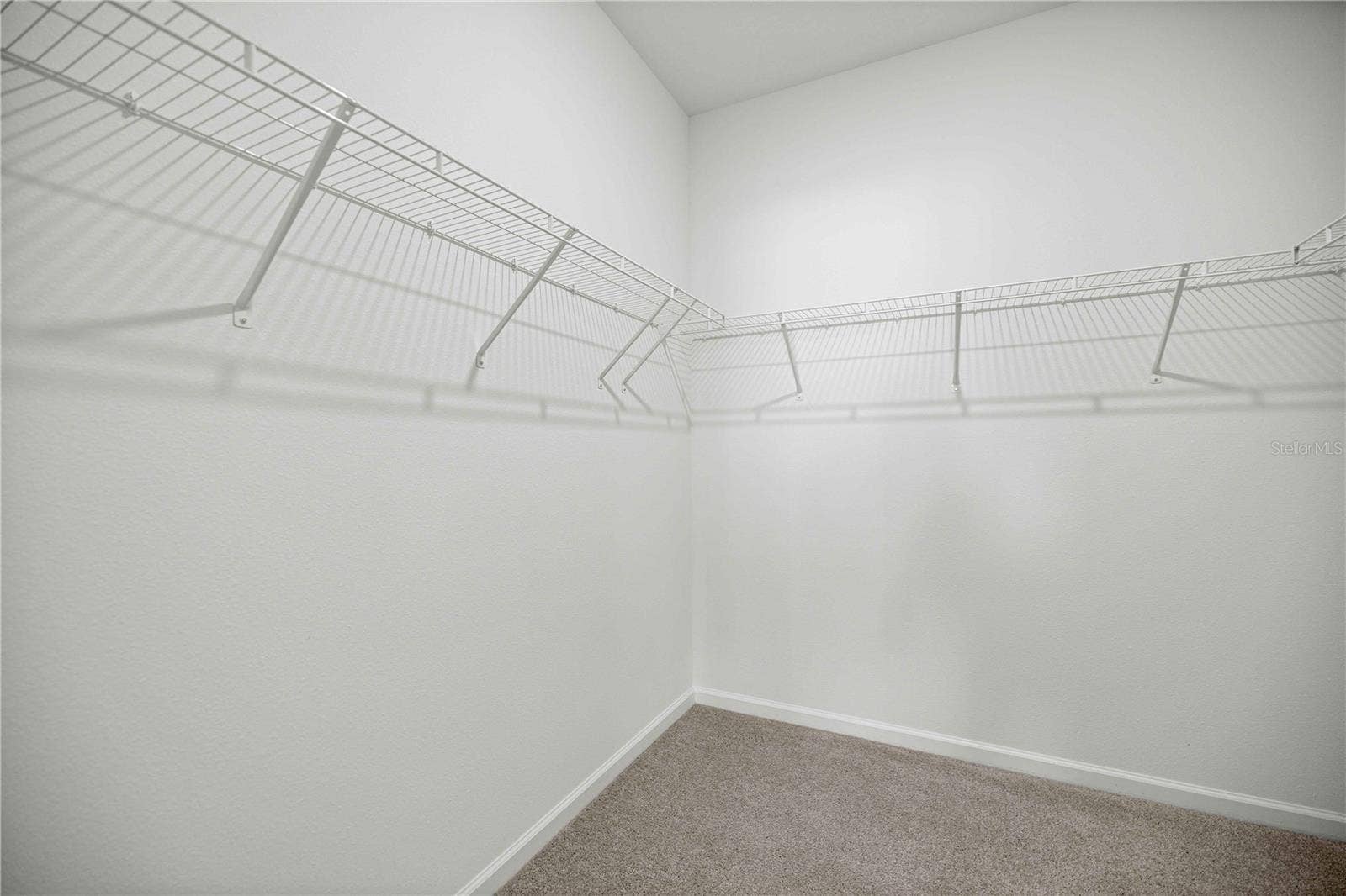 8687 SW 67TH CIRCLE, Ocala, FL 34476 8687 SW 67TH CIRCLE, Ocala, FL 34476