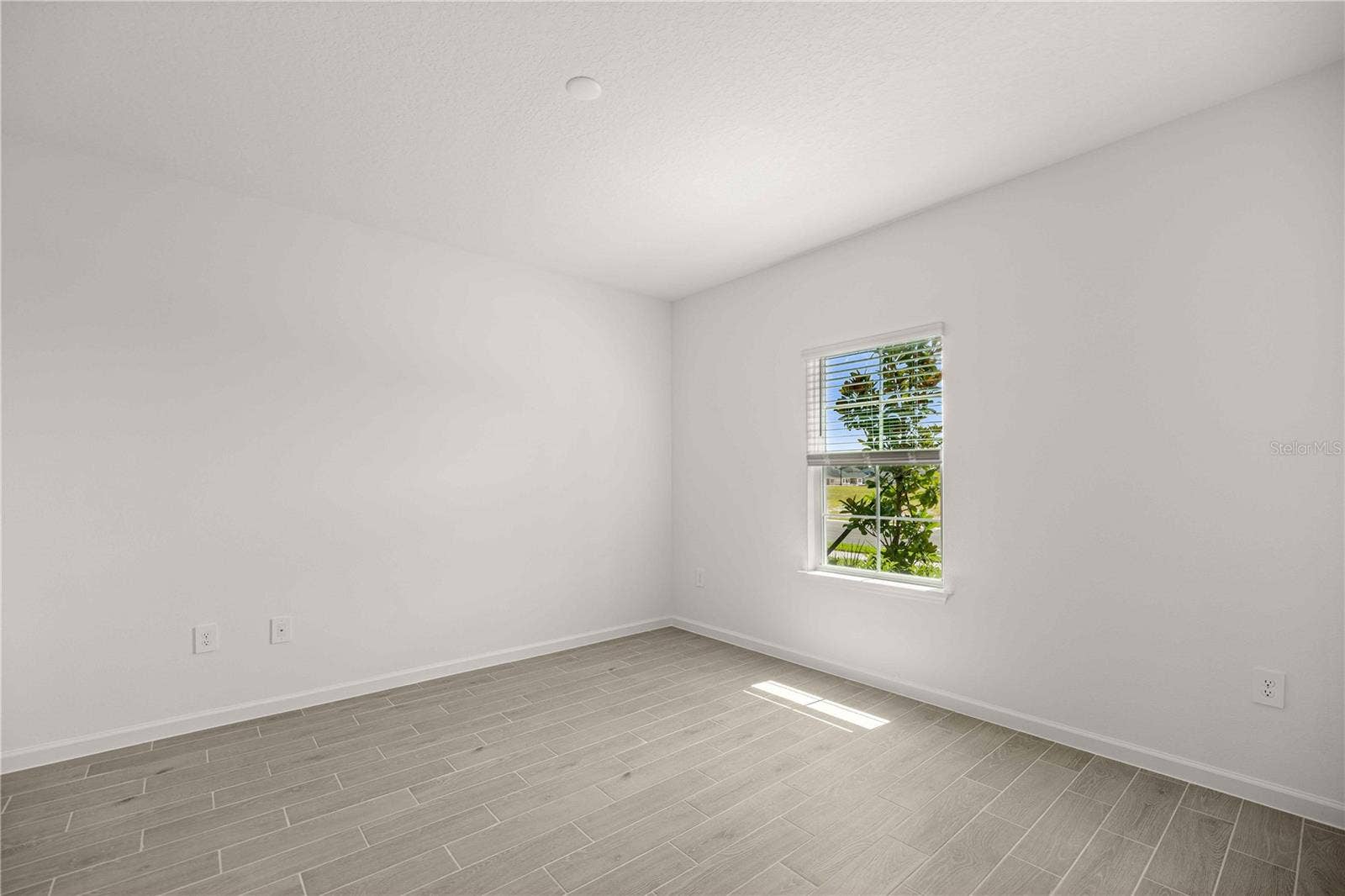 8687 SW 67TH CIRCLE, Ocala, FL 34476 8687 SW 67TH CIRCLE, Ocala, FL 34476