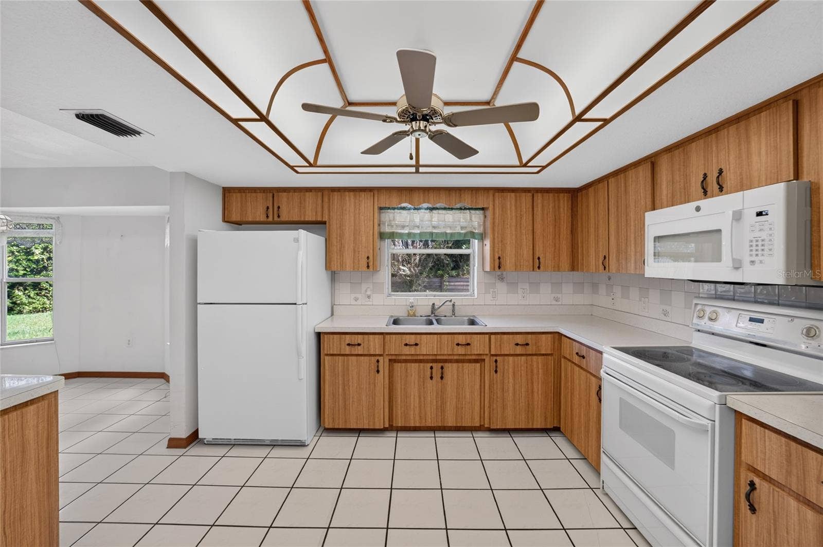 936 MAPLE AVENUE, Inverness, FL 34452 936 MAPLE AVENUE, Inverness, FL 34452