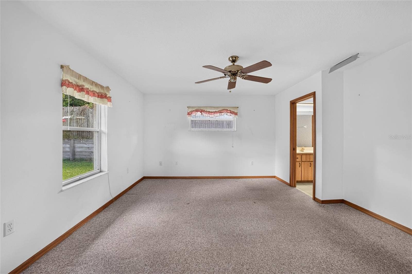 936 MAPLE AVENUE, Inverness, FL 34452 936 MAPLE AVENUE, Inverness, FL 34452