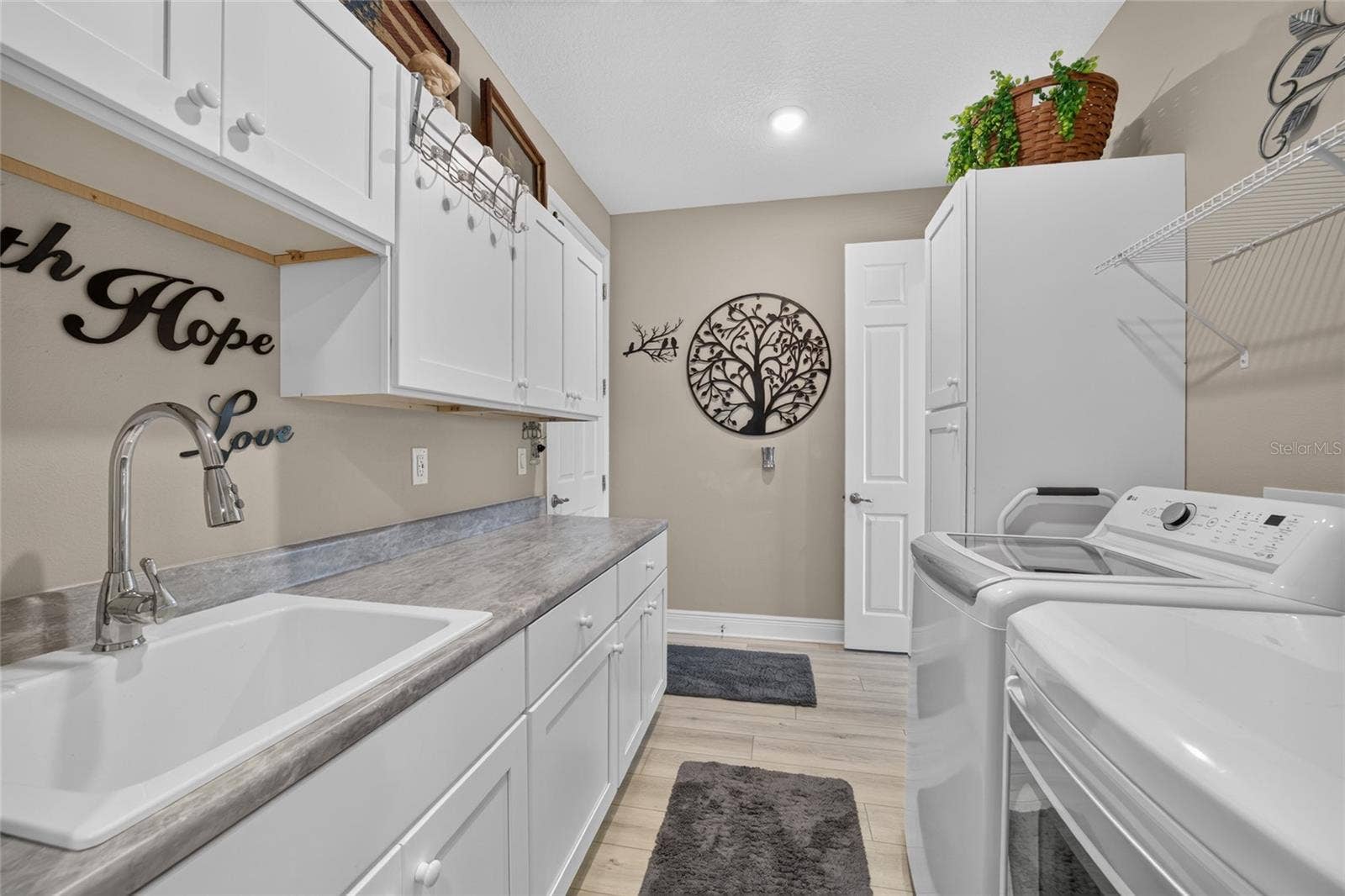 9912 SW 82ND PL ROAD, Ocala, FL 34481 9912 SW 82ND PL ROAD, Ocala, FL 34481