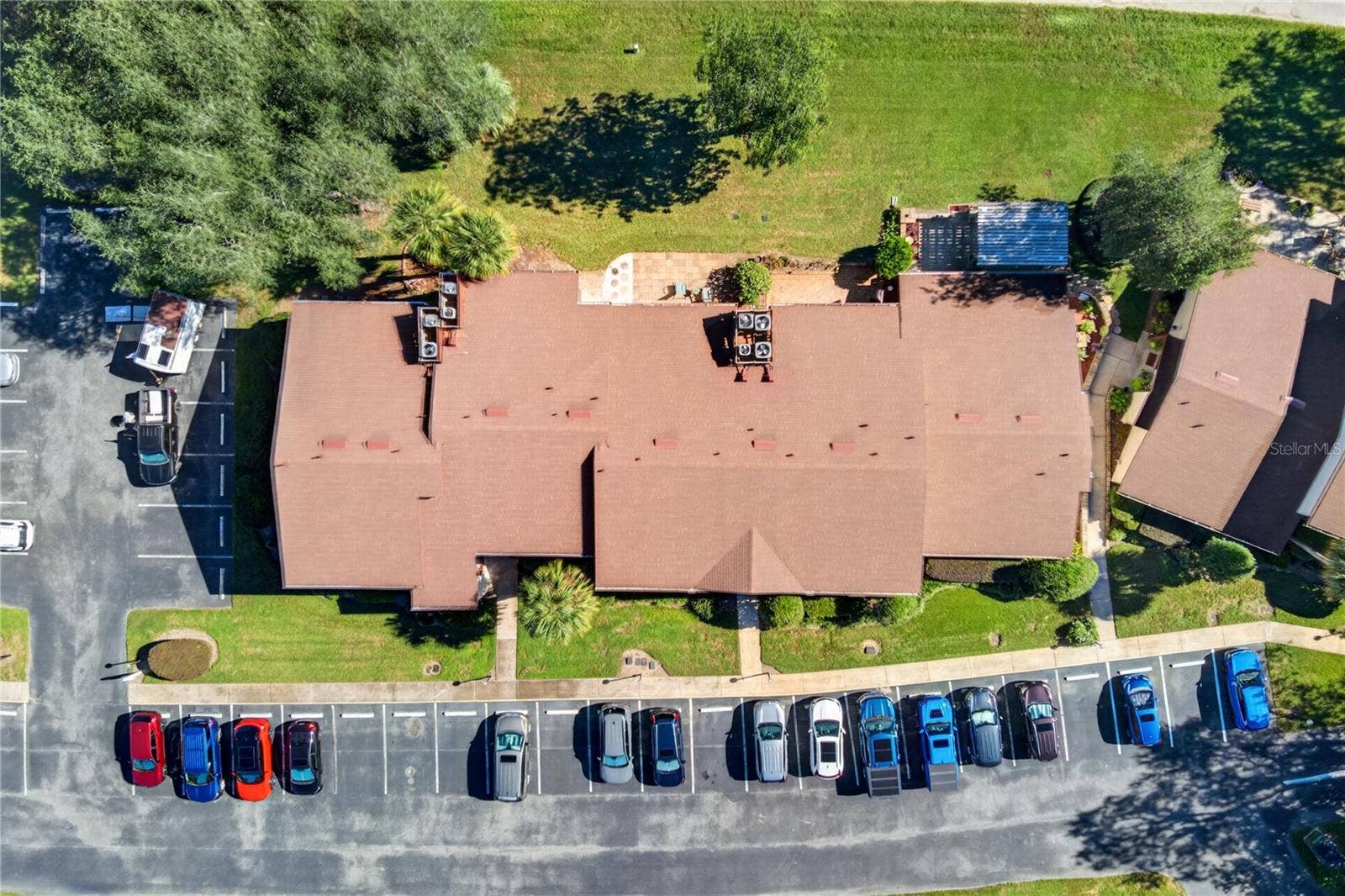 688 MIDWAY DRIVE, #B, Ocala, FL 34472 688 MIDWAY DRIVE, #B, Ocala, FL 34472