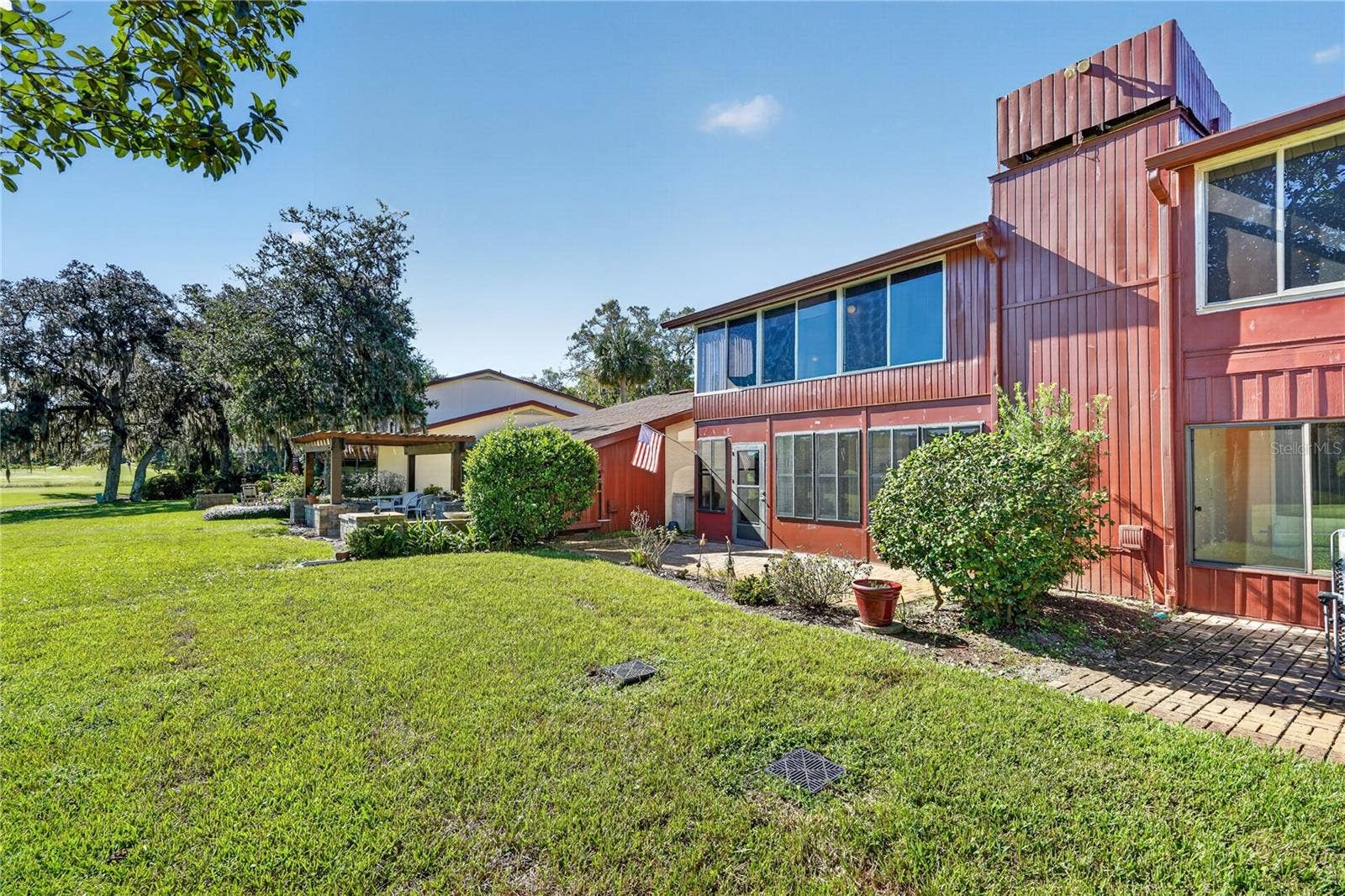 688 MIDWAY DRIVE, #B, Ocala, FL 34472 688 MIDWAY DRIVE, #B, Ocala, FL 34472