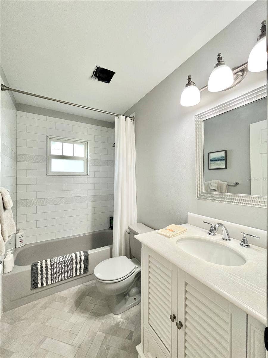 10860 SE 43RD AVENUE, Belleview, FL 34420 10860 SE 43RD AVENUE, Belleview, FL 34420