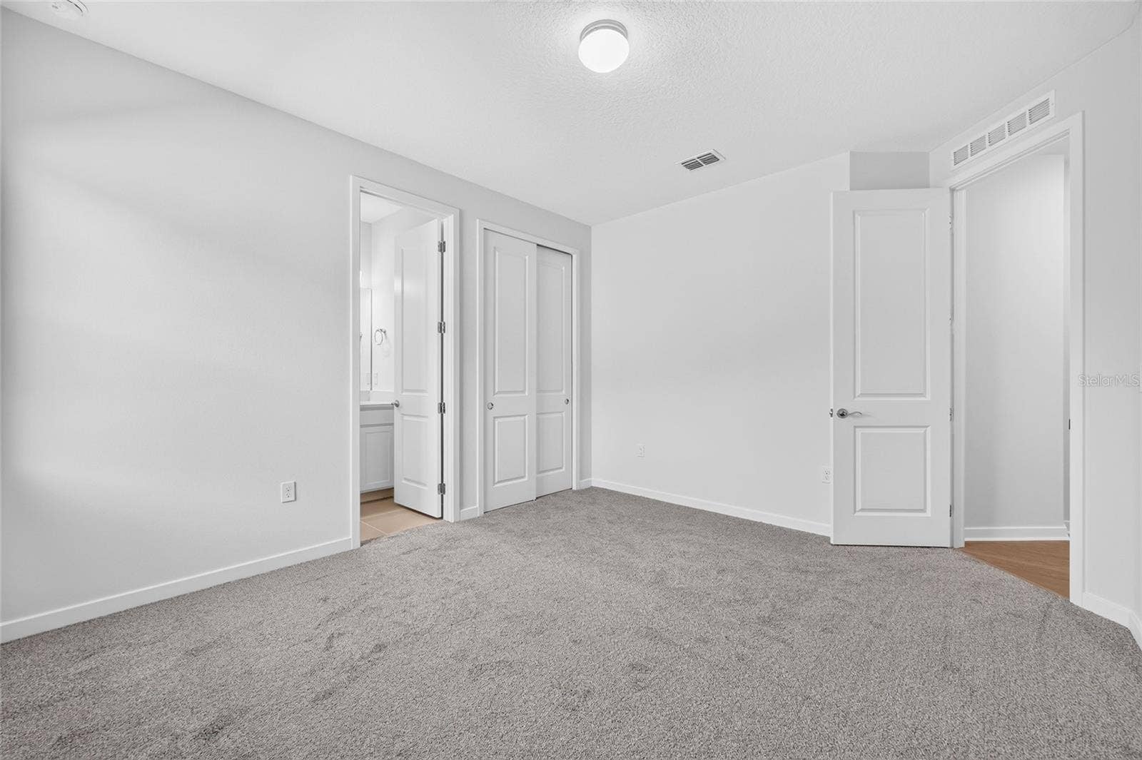 8097 SW 44TH COURT ROAD, Ocala, FL 34476 8097 SW 44TH COURT ROAD, Ocala, FL 34476