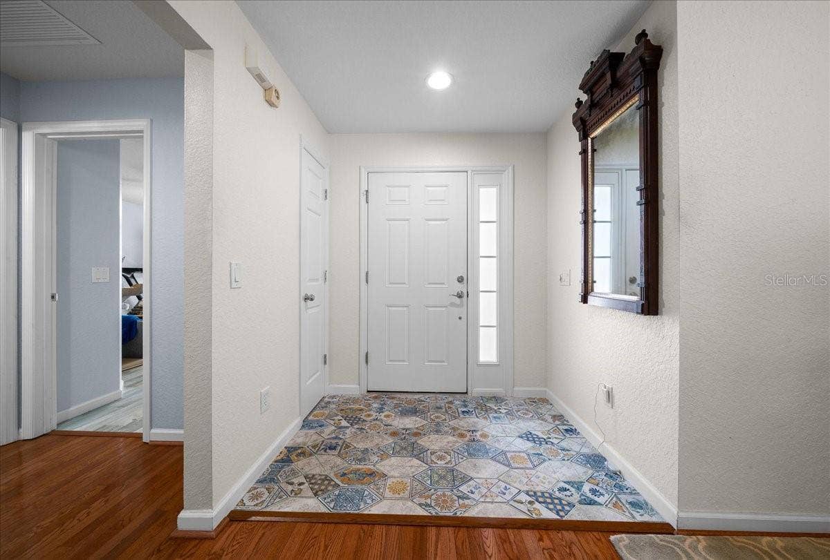 ENTRY FOYER