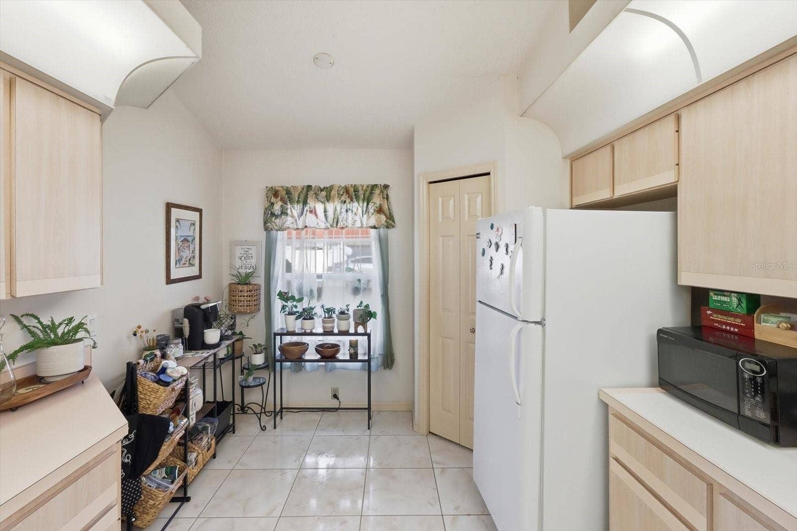 2052 FOREST DRIVE, Inverness, FL 34453 Kitchen