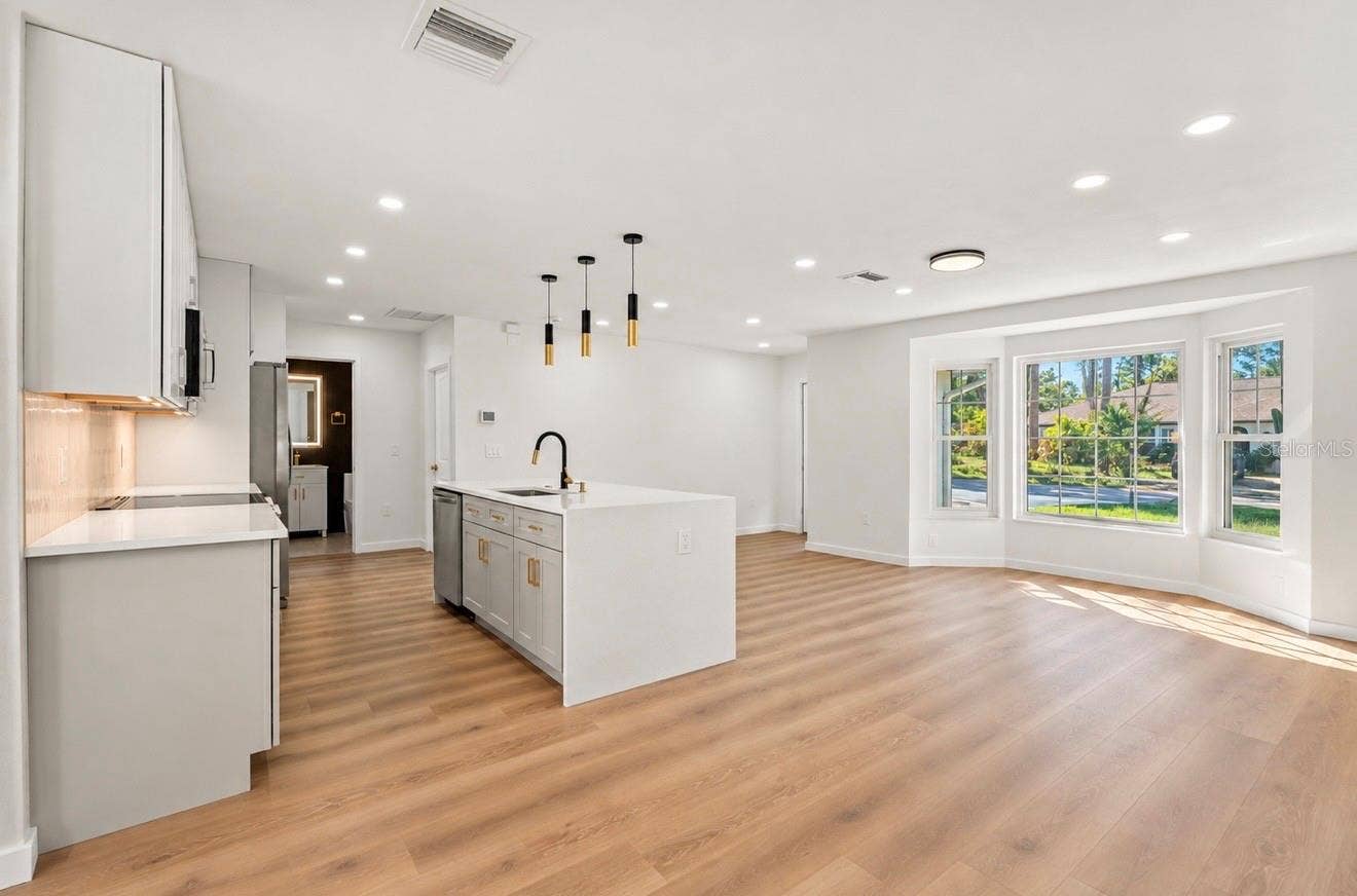 616 BROWN ROAD, Venice, FL 34293 616 BROWN ROAD, Venice, FL 34293