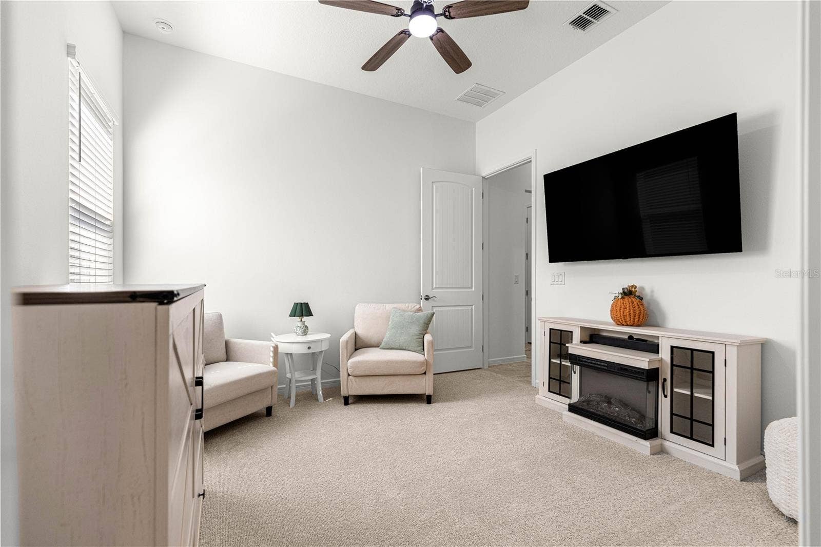 8403 SW 58TH LOOP, Ocala, FL 34481 8403 SW 58TH LOOP, Ocala, FL 34481