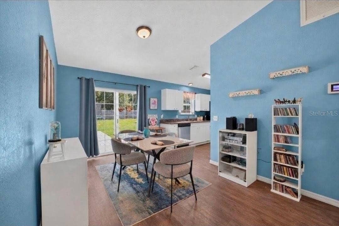 5413 NW 55TH COURT, Ocala, FL 34482 End table removed