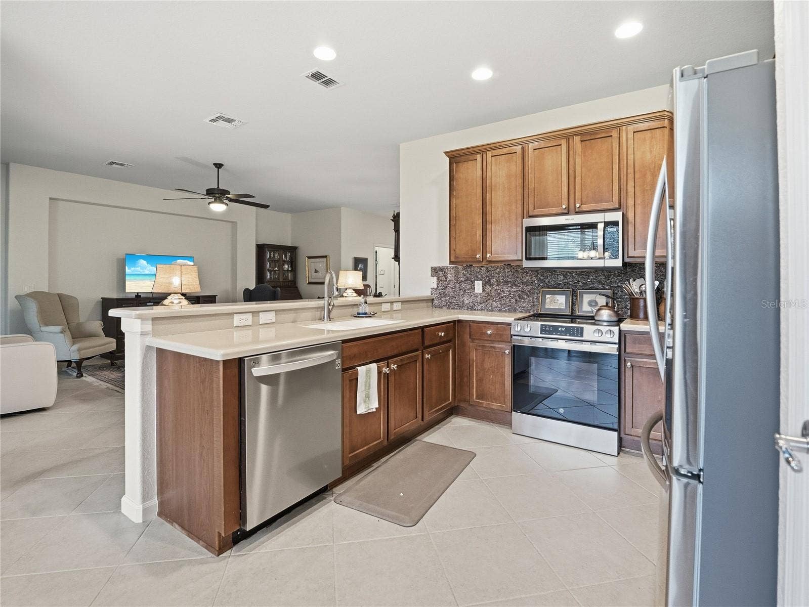 7151 SW 99TH CIRCLE, Ocala, FL 34481 7151 SW 99TH CIRCLE, Ocala, FL 34481