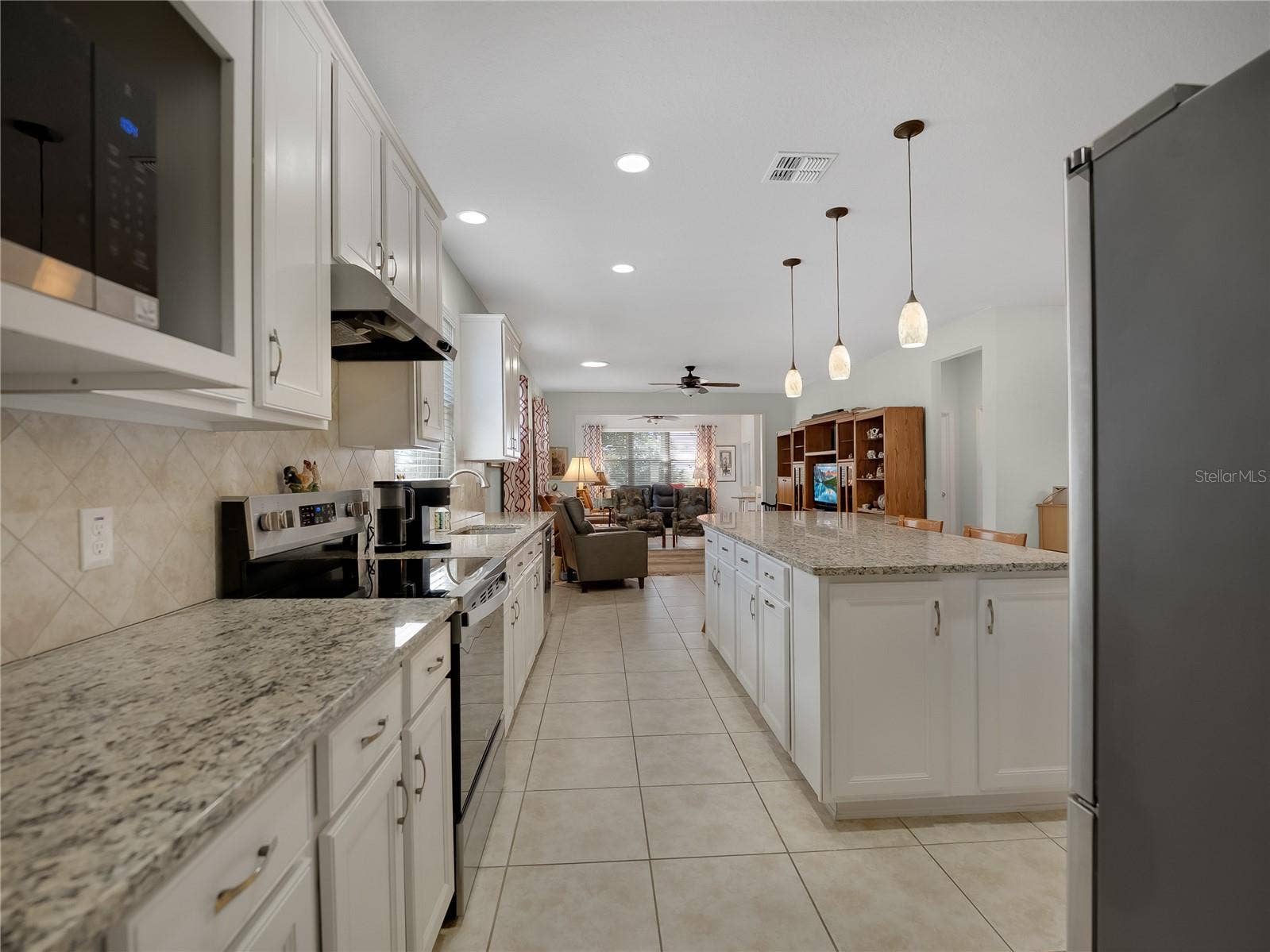 9301 SW 70TH LOOP, Ocala, FL 34481 9301 SW 70TH LOOP, Ocala, FL 34481