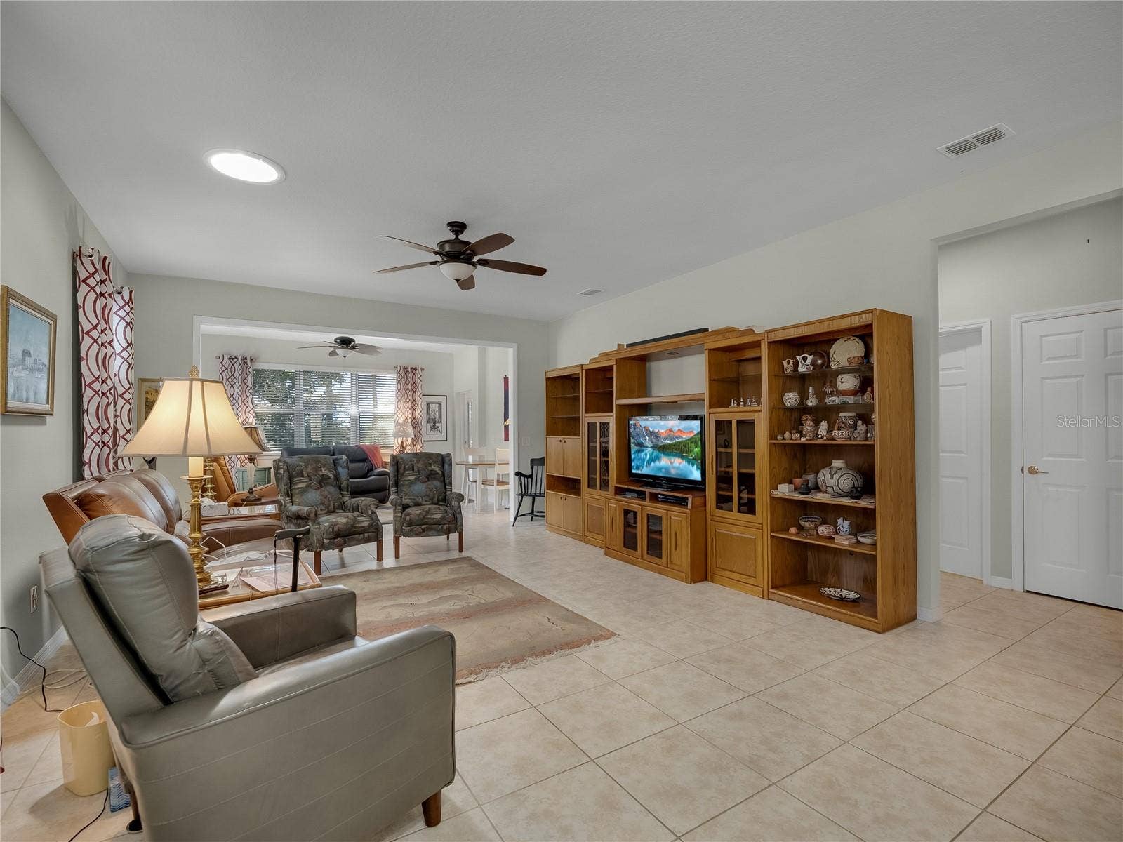 9301 SW 70TH LOOP, Ocala, FL 34481 9301 SW 70TH LOOP, Ocala, FL 34481