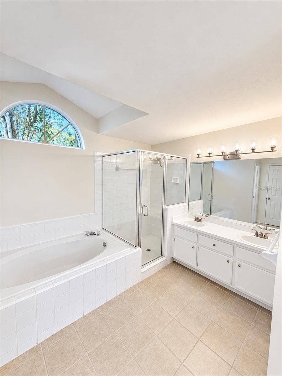 4027 NW 60TH AVENUE, Gainesville, FL 32653